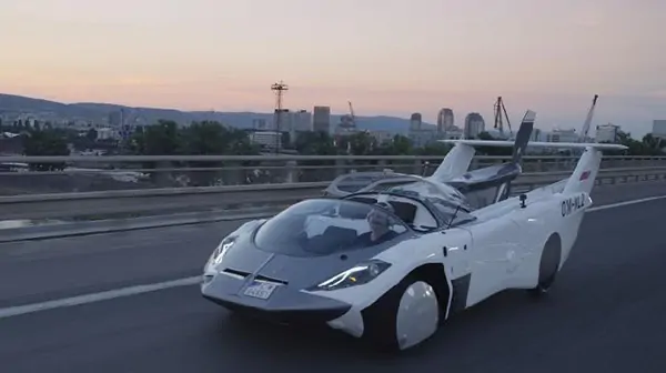 Pesona AirCar Mobil Terbang Yang Sukses Uji Coba