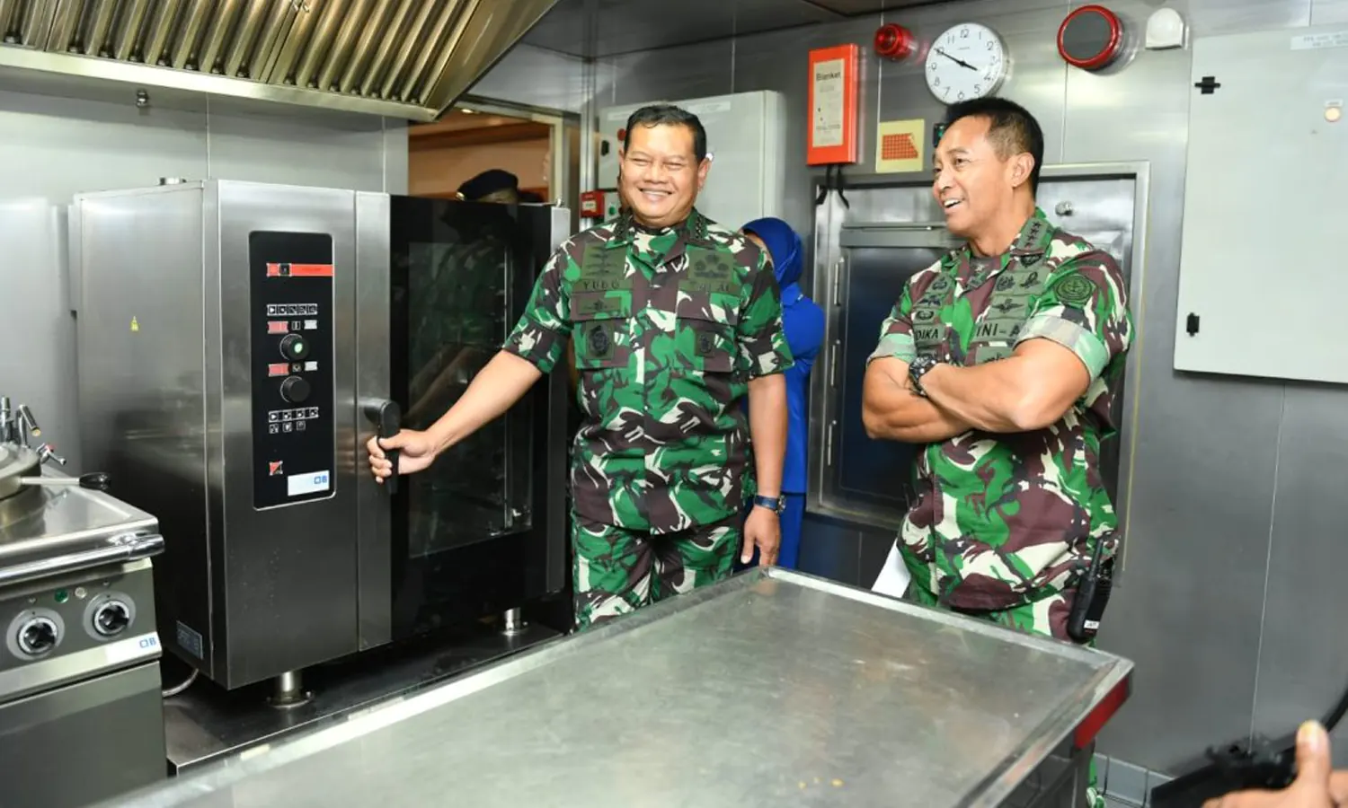 DPR Minta Jokowi Segera Kirim Surpres Nama Calon Panglima TNI