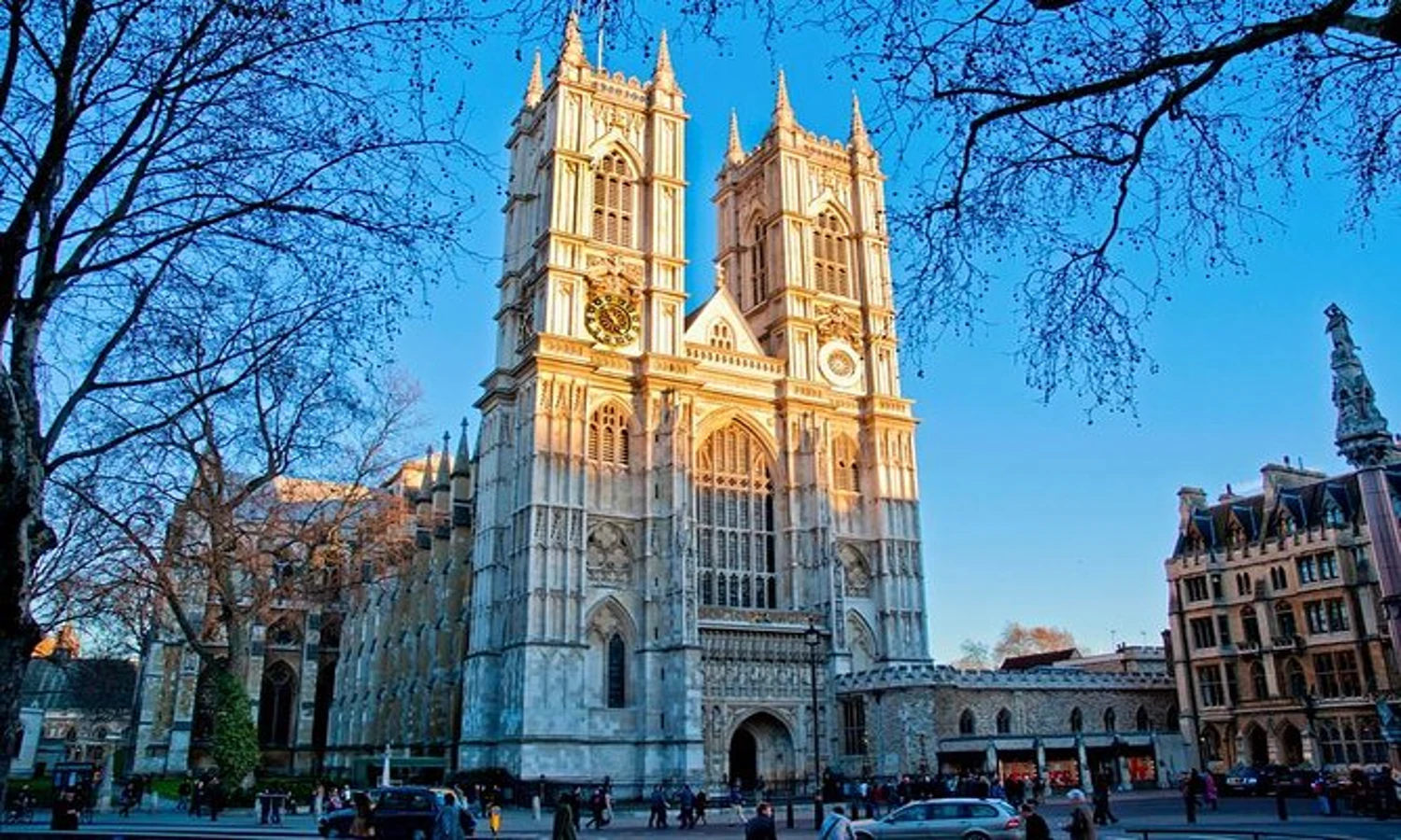 Lonceng Westminster Abbey Berbunyi 96 Kali Iringi Prosesi Pemakaman Ratu Elizabeth II