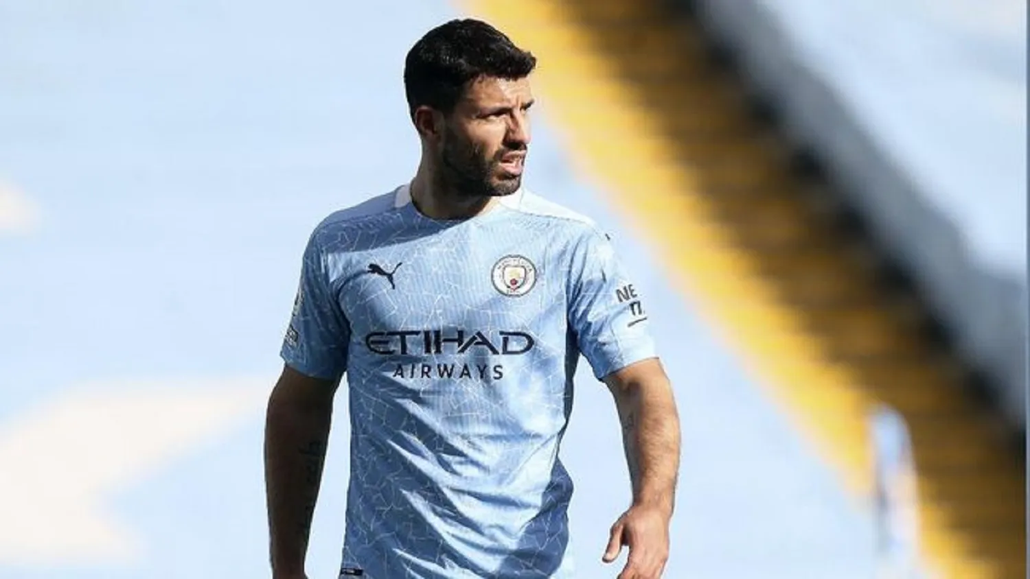 Sebelum Sergio Aguero, 11 Pesepak Bola yang Pensiun Dini