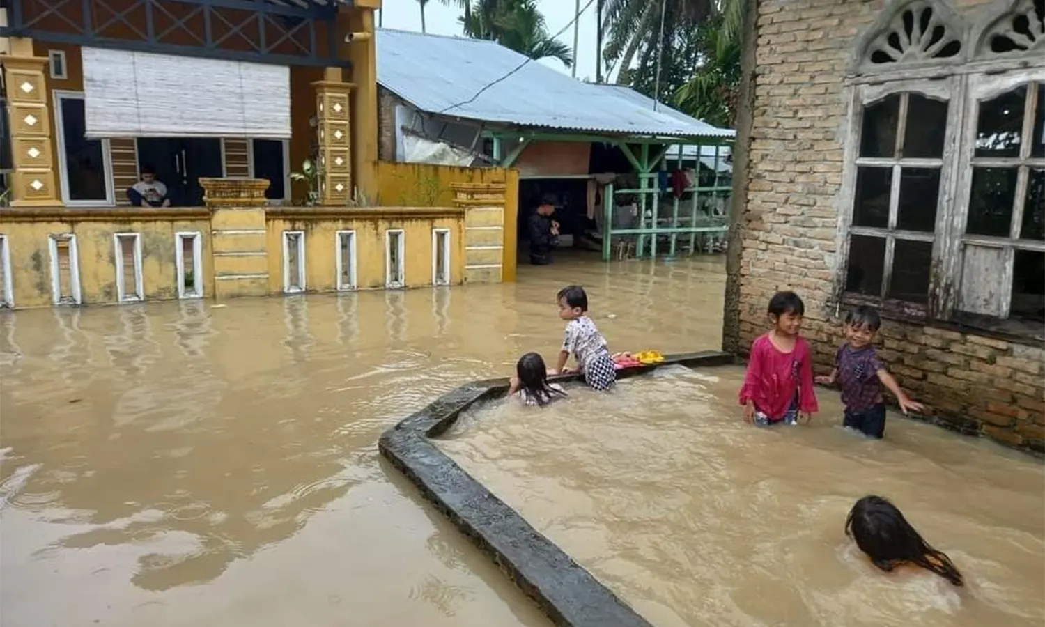 7.278 Jiwa Terkena Banjir di Tebing Tinggi, Warga Mulai Terkena Sakit Kulit