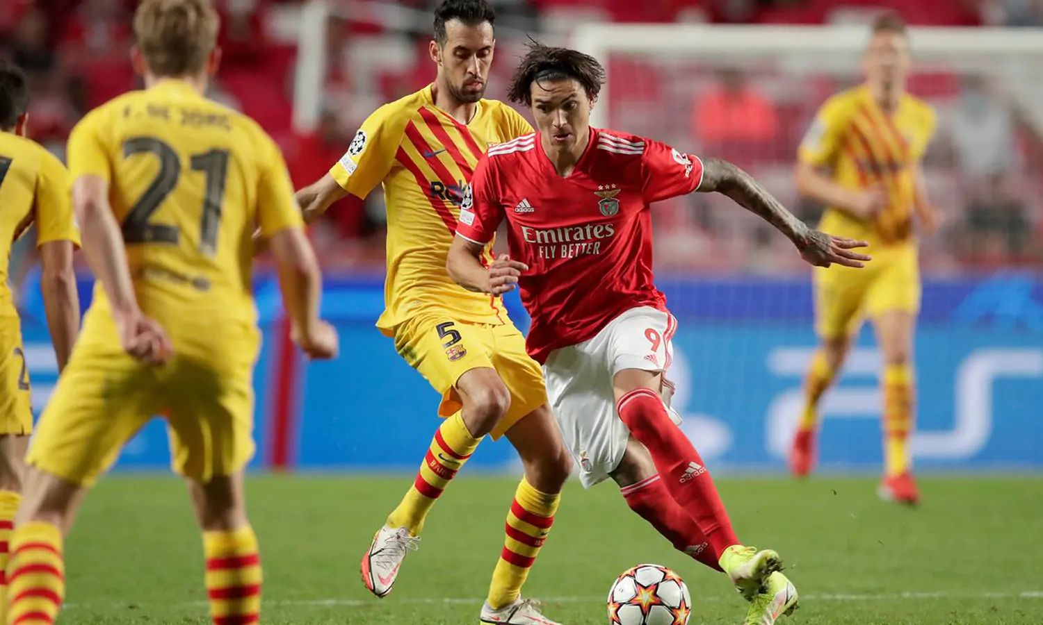 Liga Champions: Tuan Rumah Benfica Melumat habis Barcelona 3:0