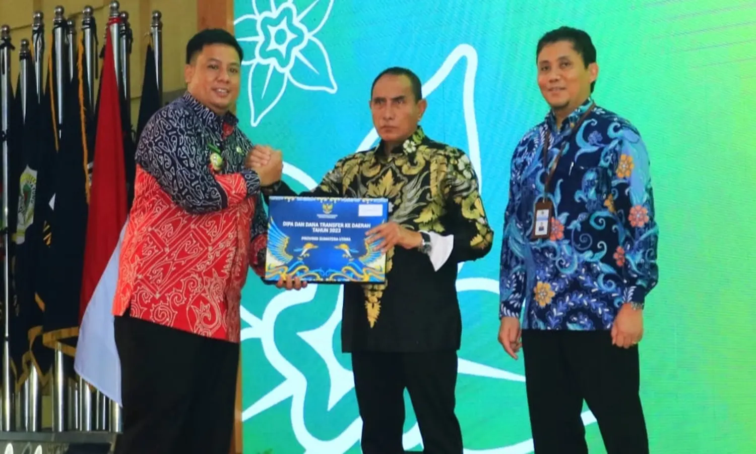 Bupati Samosir Terima DIPA 2023 dari Gubernur Sumut