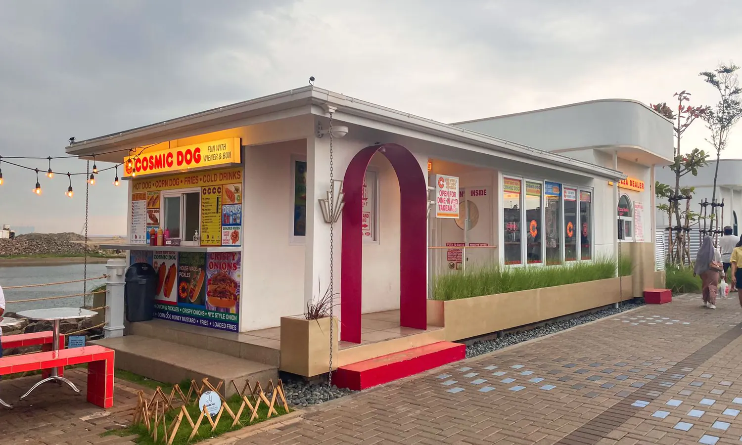 8 Tempat Nongkrong di PIK yang Bagus dan Instagramable