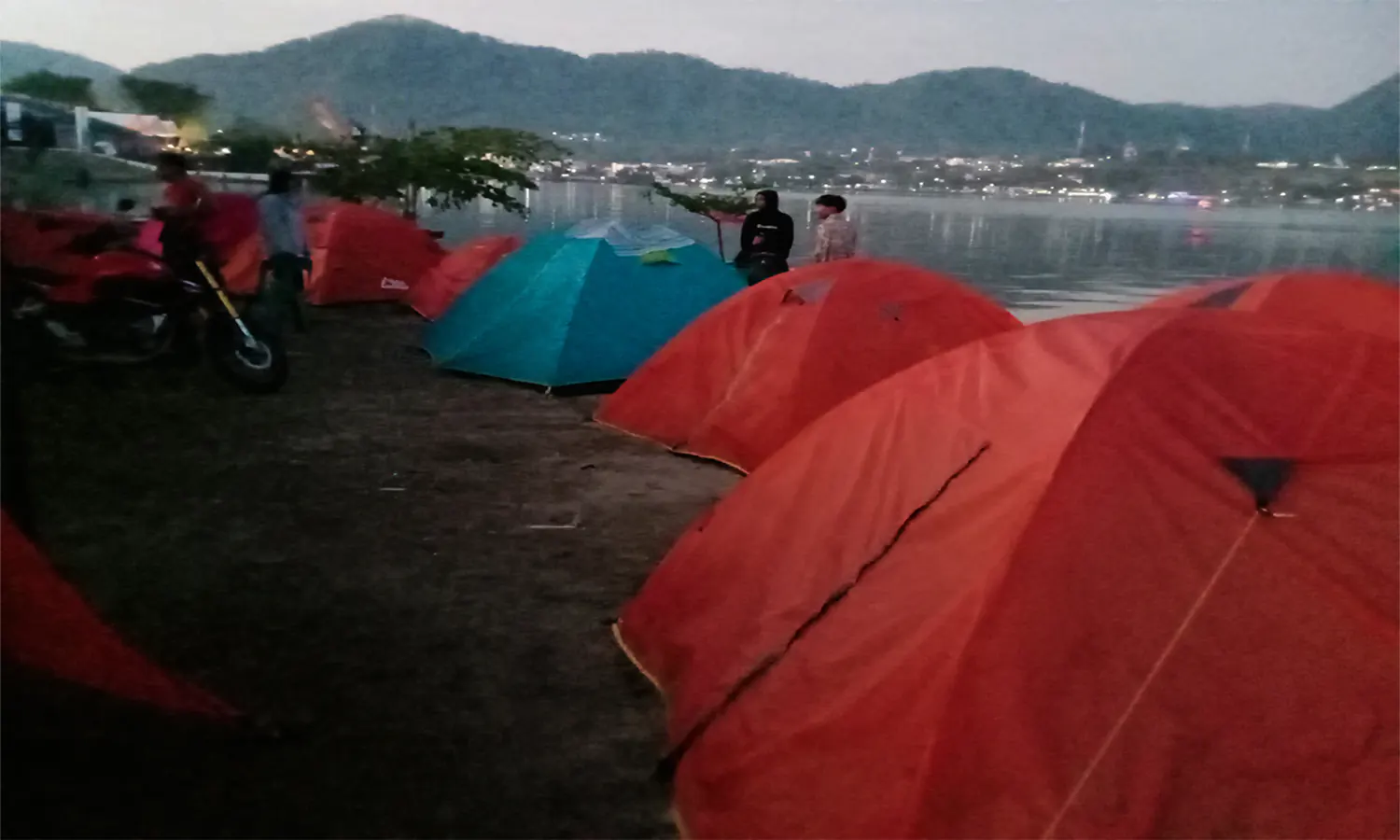 Tenda Jadi Alternatif Menonton F1H2O di Balige Saat Harga Kamar Hotel Melejit Naik