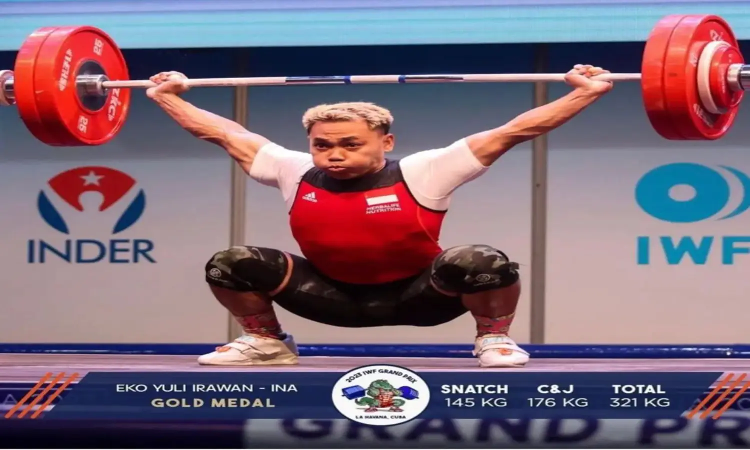 Lifter Eko Yuli Bawa Pulang 2 Mendali Perak dari Ajang Angkat Besi Dunia