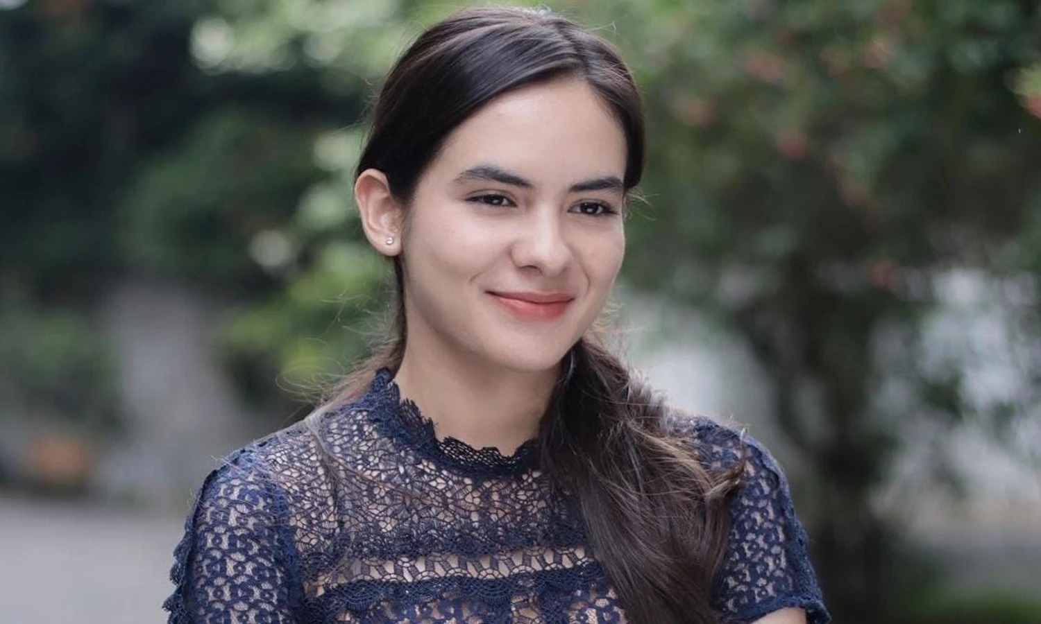 Daftar Web Series dan Film Steffi Zamora, Terbaru Kupu Malam