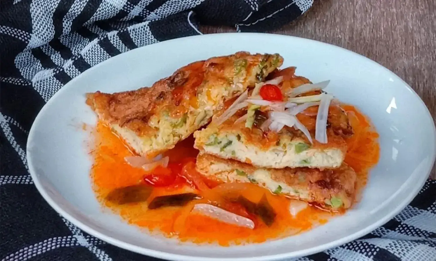 15 Resep Fuyunghai Spesial, Lengkap Ayam, Udang, Sayur, Telur dan Kepiting