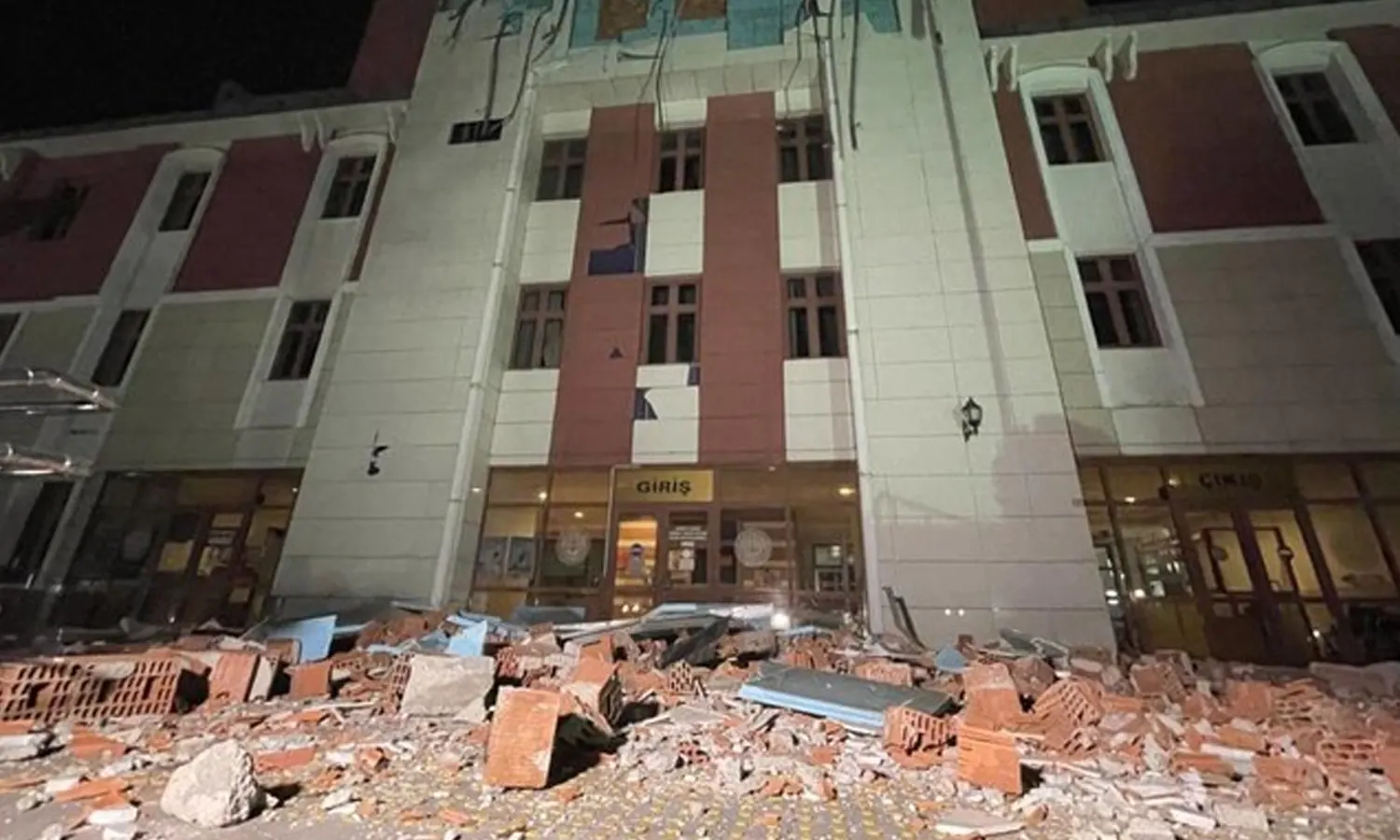 Korban Luka Akibat Gempa Turki Bertambah Jadi 50 Orang