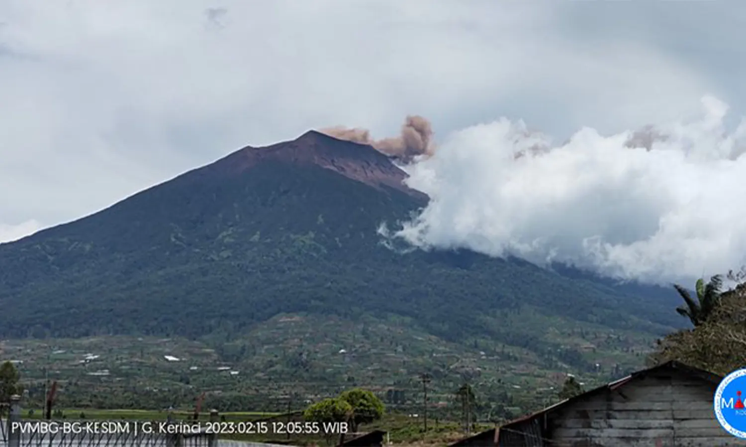 PVMBG: Gunung Kerinci Kembali Erupsi, Lontarkan Abu Setinggi 200 Meter