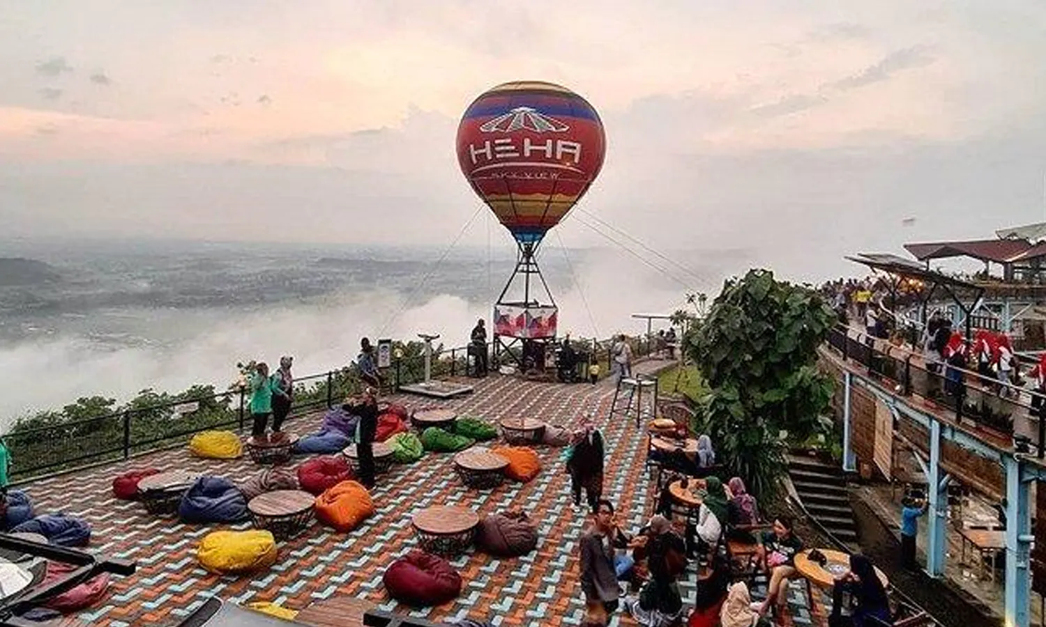 Heha Sky View Jogja, Tempat Nongkrong Instagramable dengan Pemandangan Terbaik