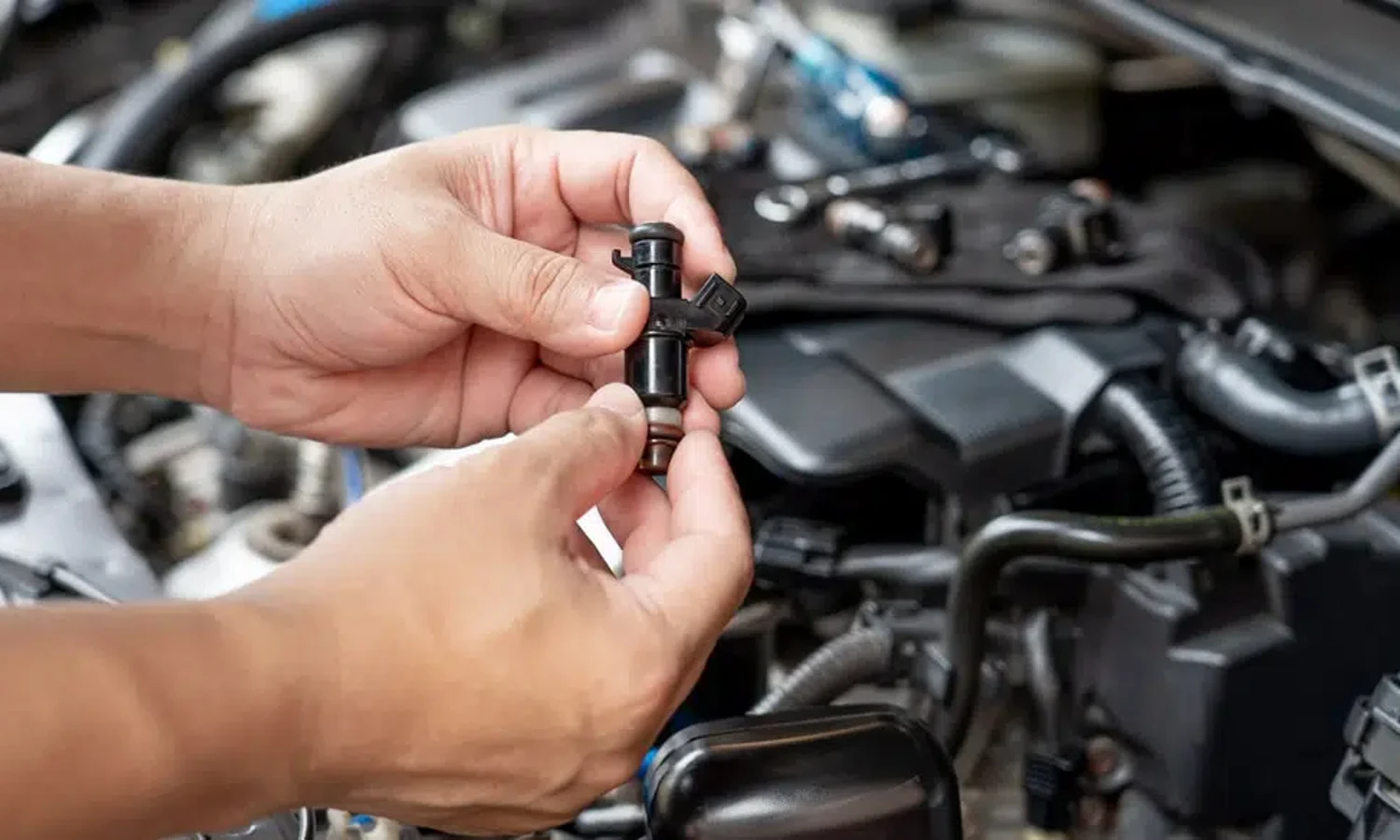5 Tanda Sistem injeksi Mobil Kotor yang Harus Diwaspadai