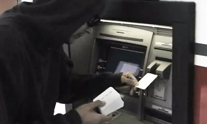 Pembobolan ATM yang dilakukan Warga Asing ternyata Dengan Pencurian Data atau Skimming