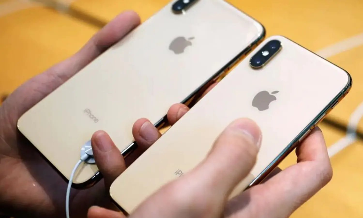 6 Perbedaan iPhone Ex-Inter dan Ex-iBox