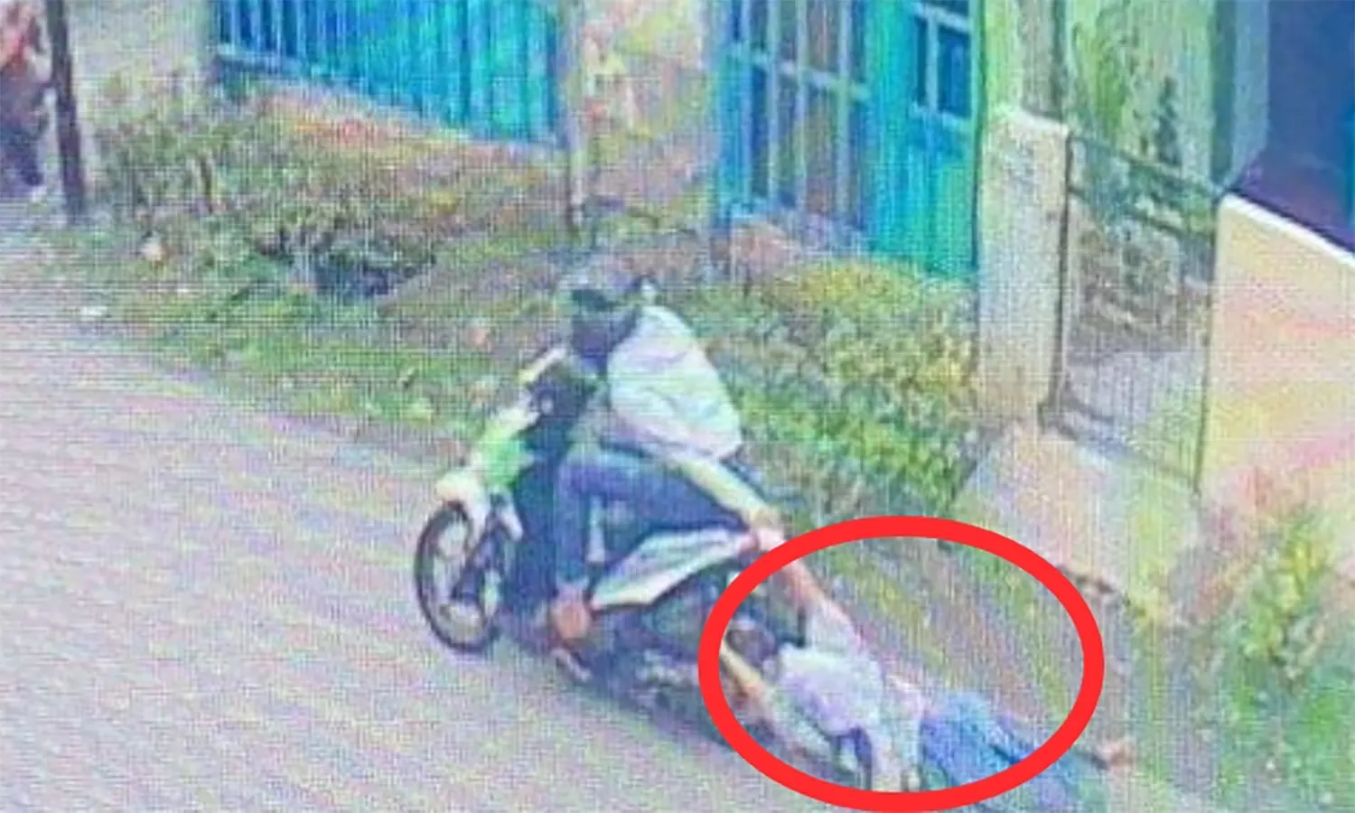 HP Dirampas, Siswi SMA Sampai Terserat Aspal