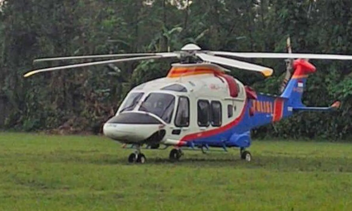 Helikopter Kapolda Jatim Mendarat Darurat di Tulungagung