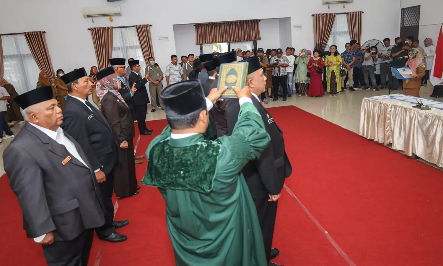 Walikota Pematang Siantar Lantik 11 Pejabat Eselon II yang Baru, Termasuk Pariaman Silaen Sebagai Kasatpol PP