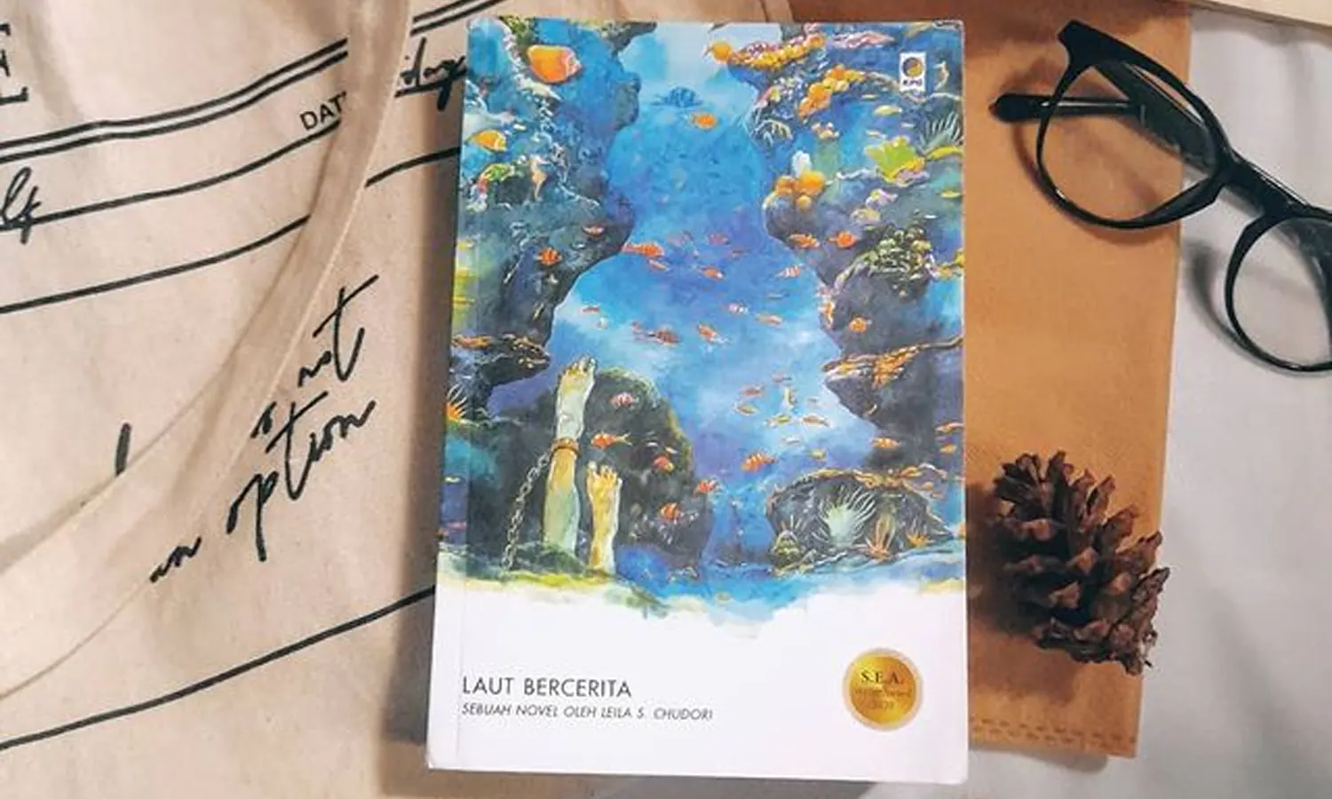 Laut Bercerita: Menyelami Tragedi, Menemukan Harapan