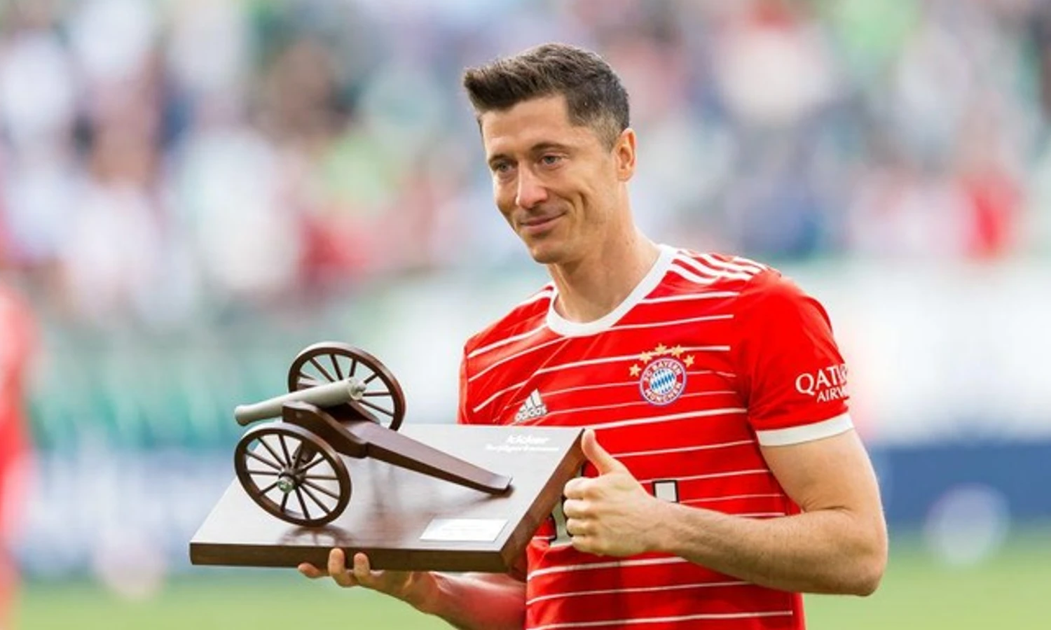 Cetak 35 Gol, Robert Lewandowski Raih Gelar Top Skor Ke-7 Kali