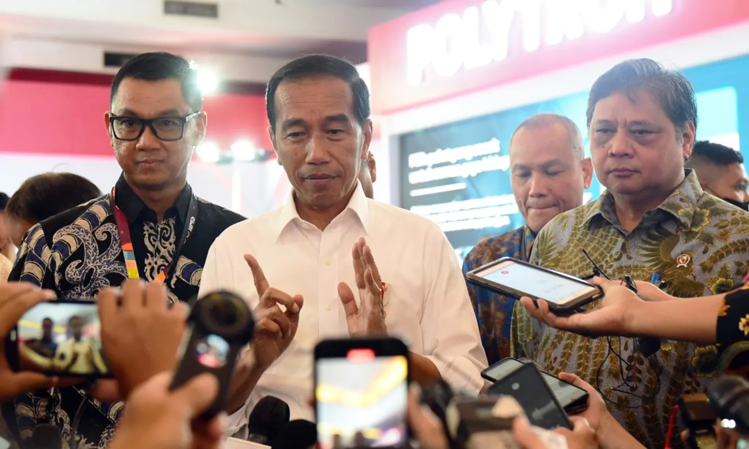 Jokowi Sebut Zainudin Amali Sudah Mundur dari Menpora Secara Informal