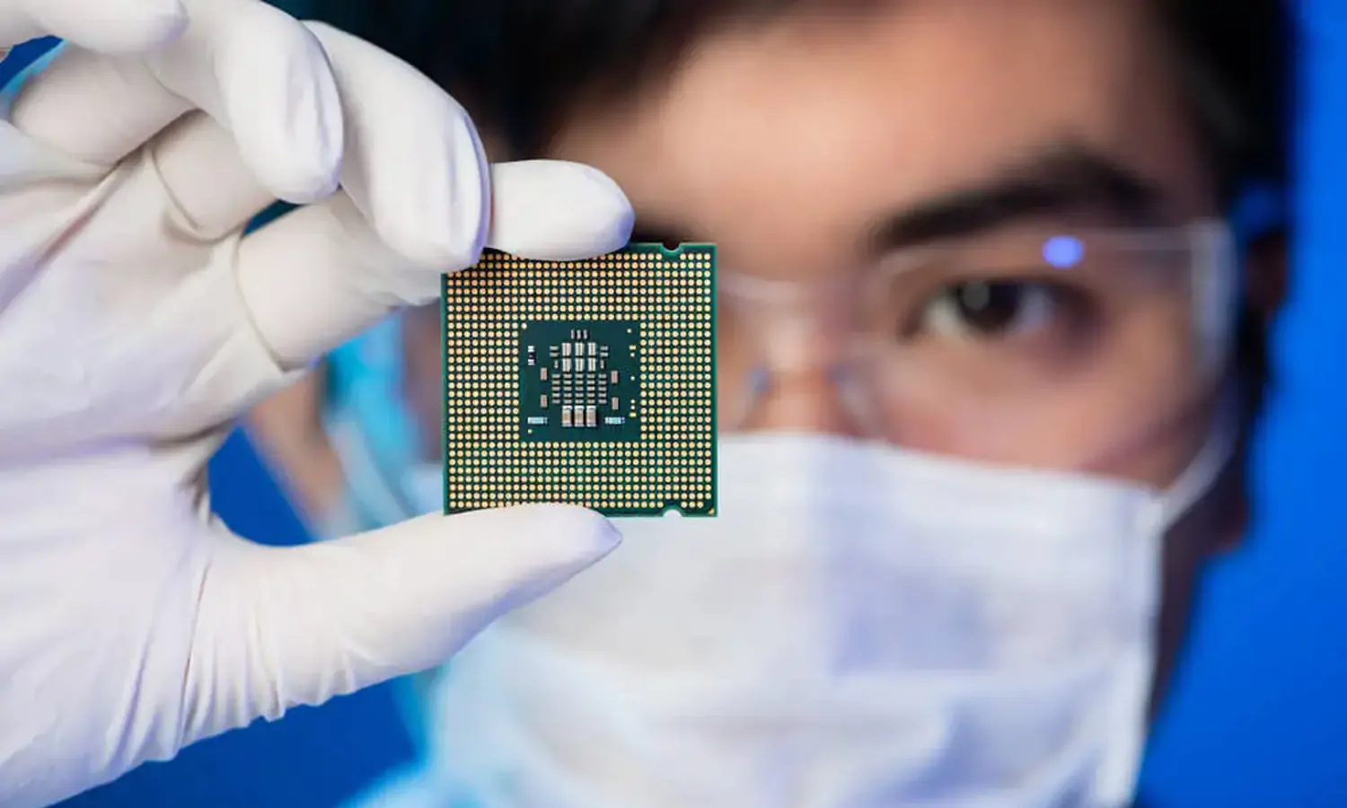 Mengenal Fungsi Komponen Microchip Pada Mobil