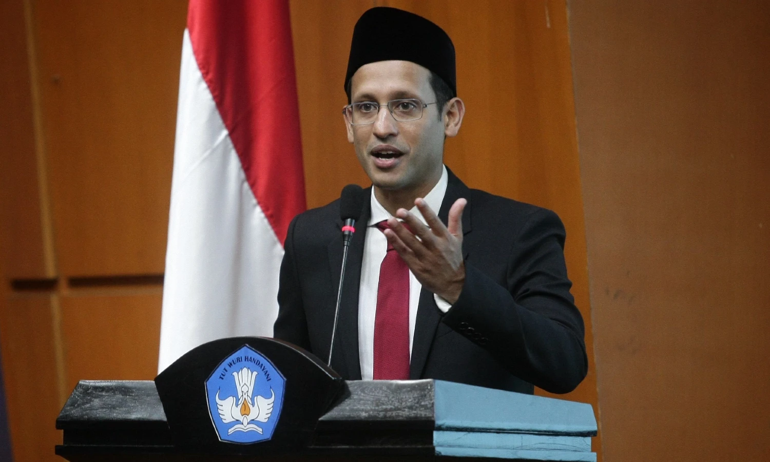 Soal Gaji Tim Bayangan di Kemendikbudristek, Nadiem: Anggarannya dari Pemerintah ke Pemerintah
