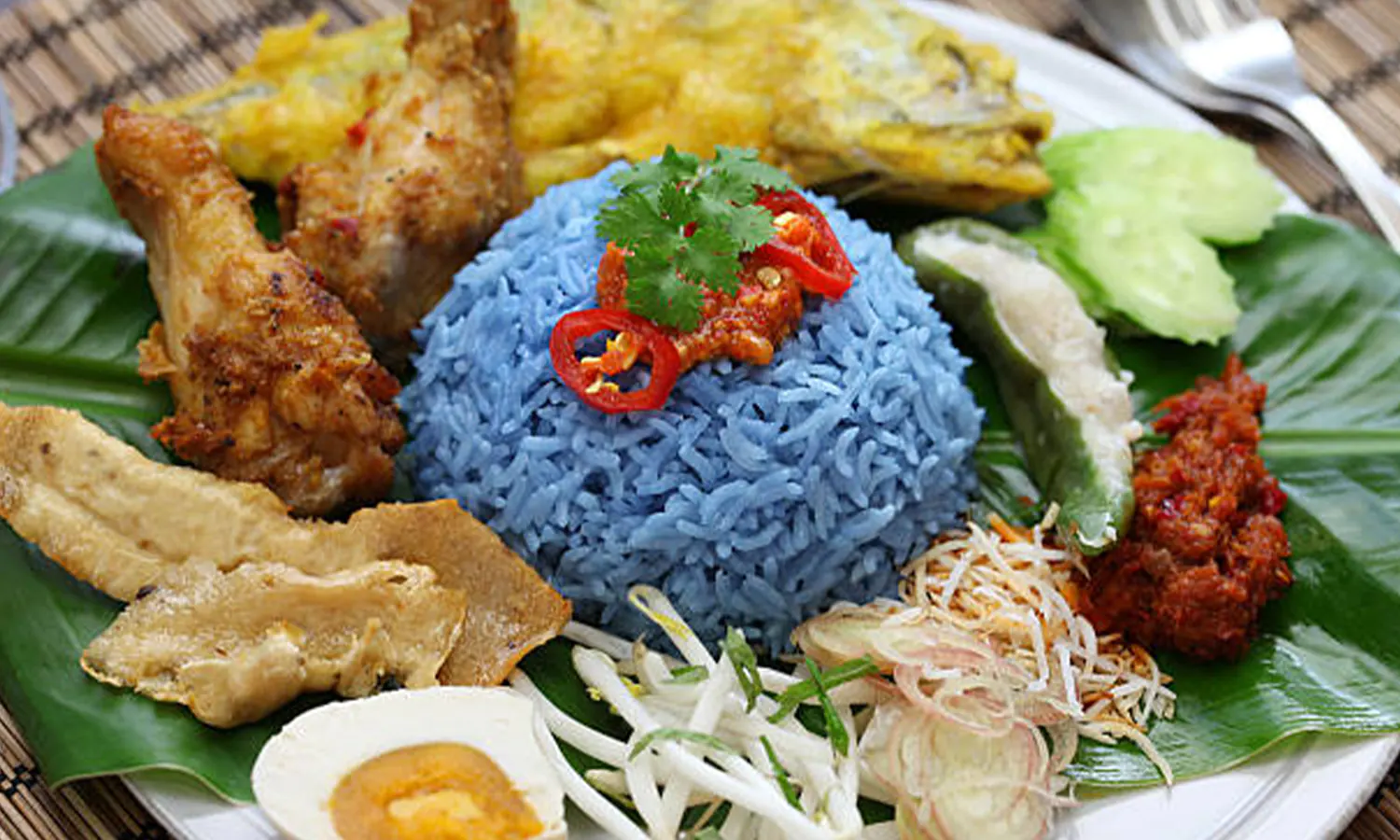 Sejarah dan Resep Nasi Kerabu, Makanan Khas Negeri Jiran