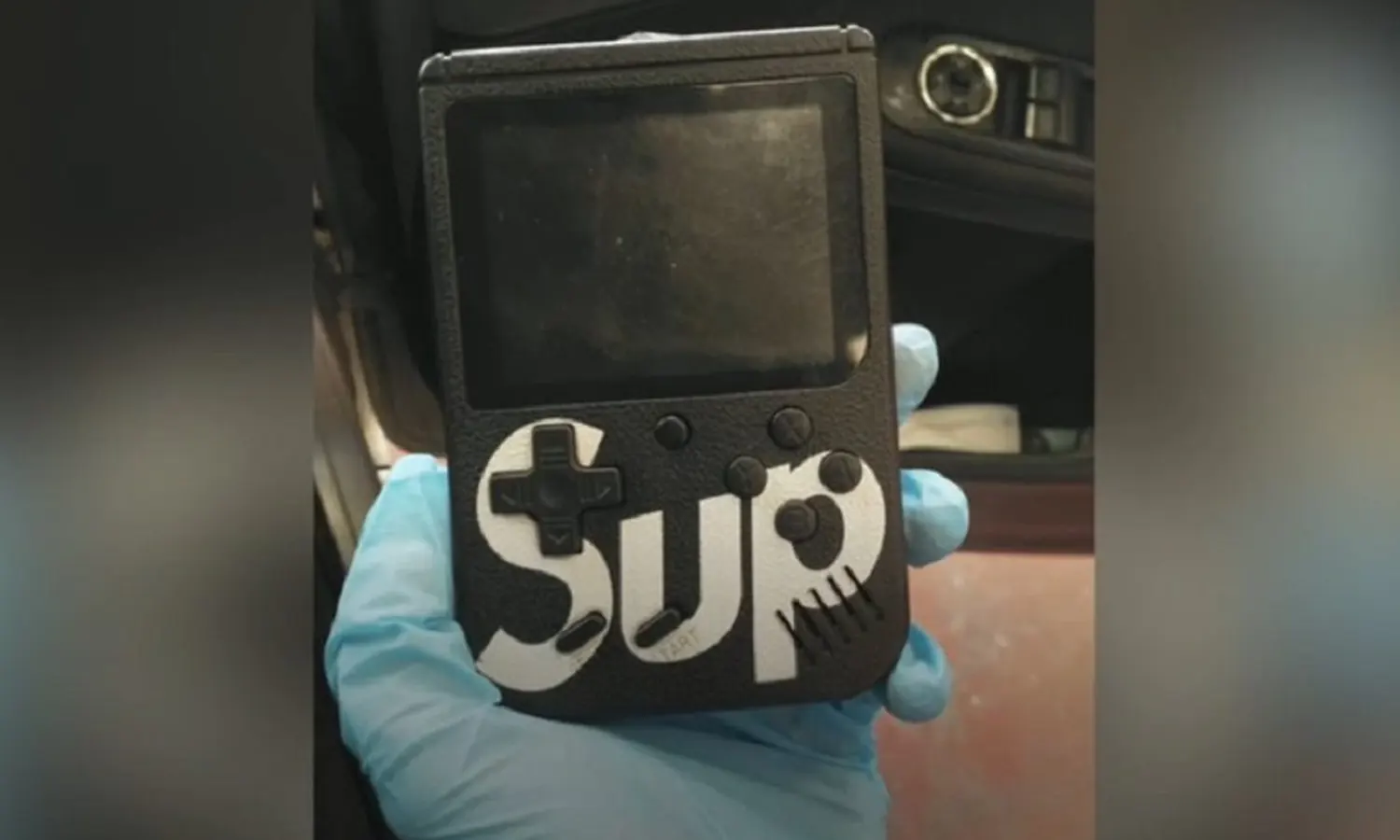 Maling Canggih Curi 5 Mobil Pakai Alat Mirip Nintendo Gameboy