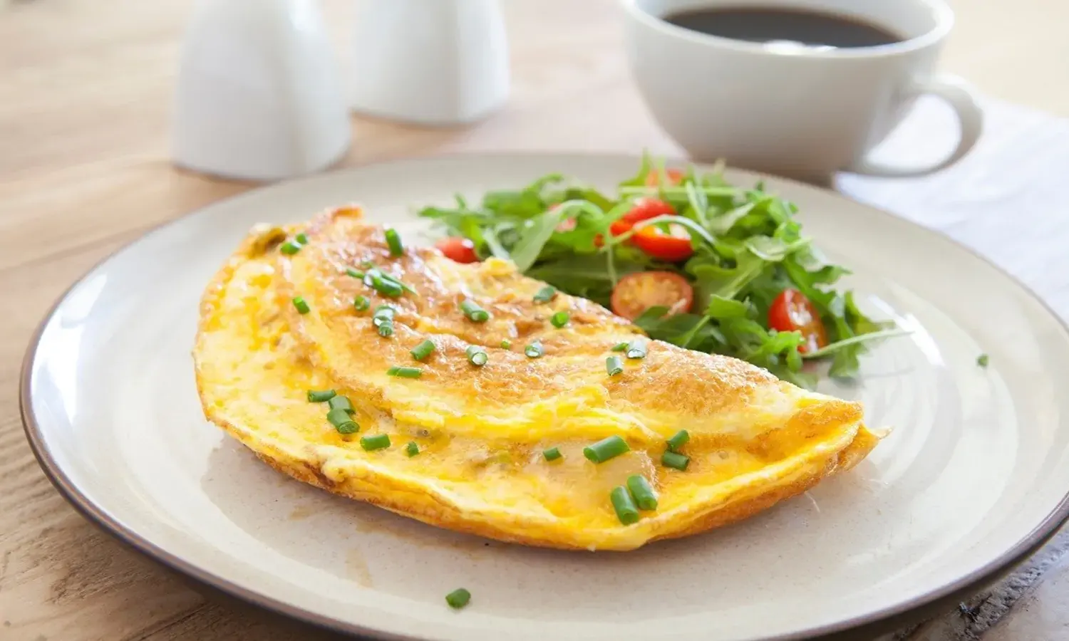 13 Resep Omelet Sederhana, Rahasia Hidangan Sarapan yang Mewah