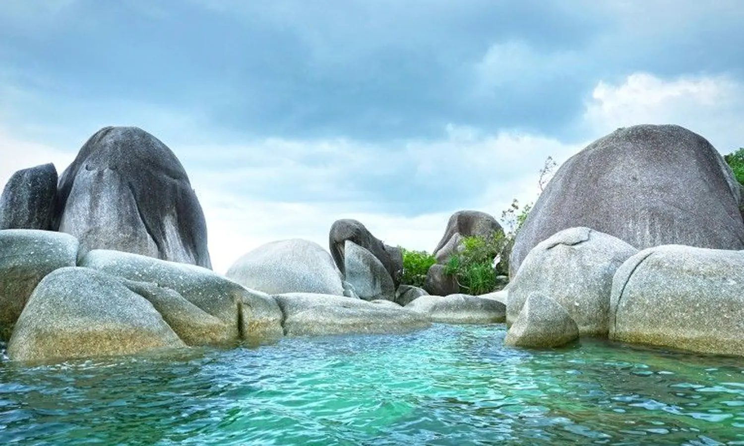 10 Tempat Wisata di Bangka Belitung Terbaik dan Wajib Kamu Kunjungi