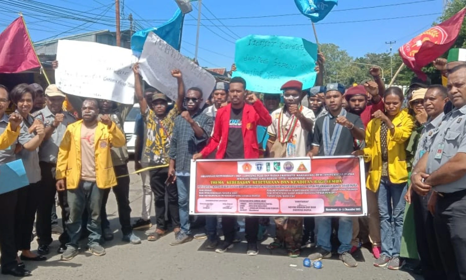 Cipayung Plus dan BEM Unipa Minta Presiden Jokowi Tarik Militer dari Tanah Papua