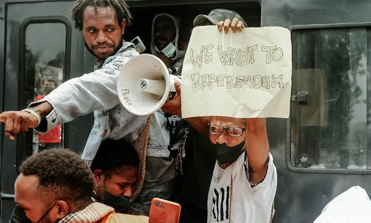 Mahasiswa Papua Gelar Demo di Kedubes AS, Berakhir Ricuh