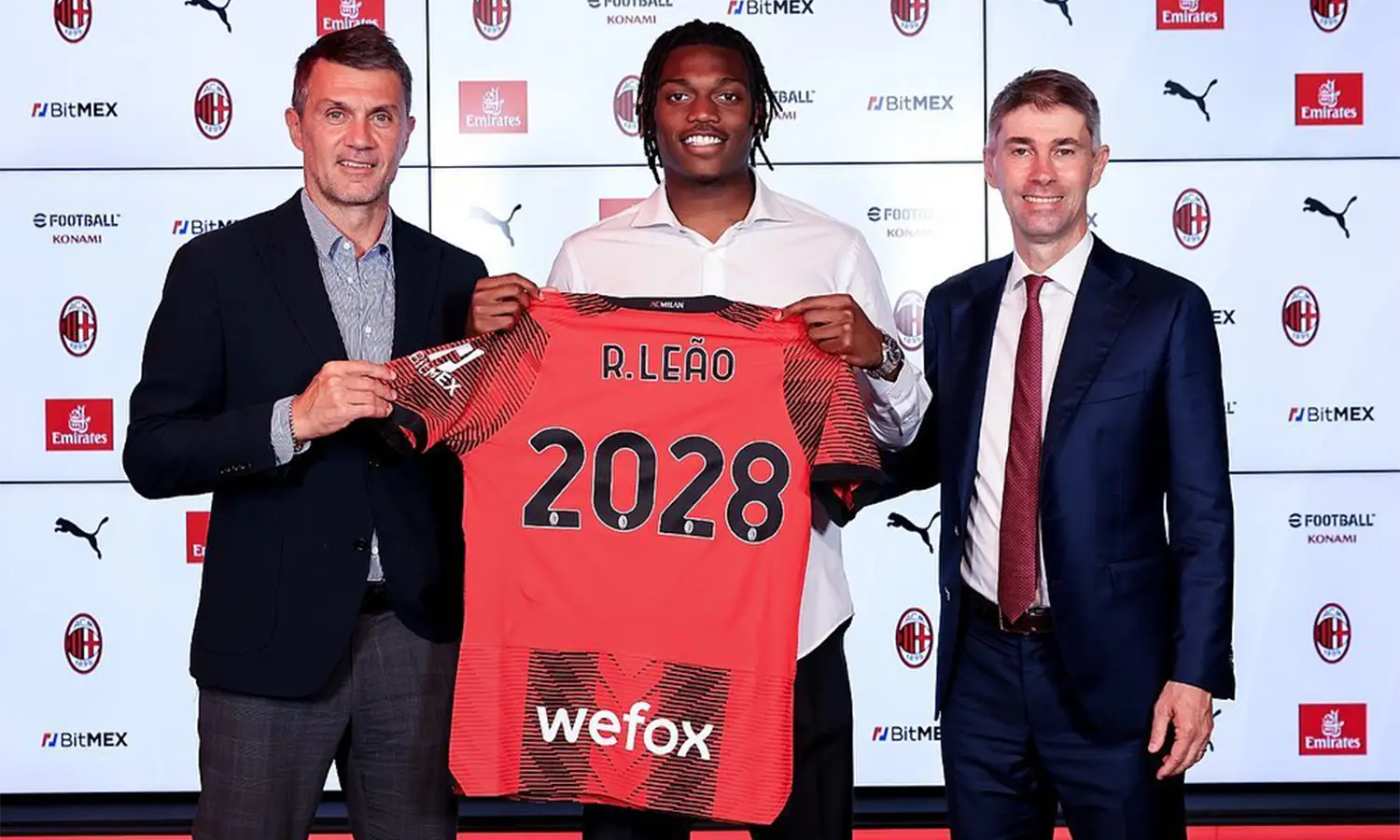Liga Italia: Rafael Leao Resmi Perpanjang Kontrak di AC Milan Hingga 2028