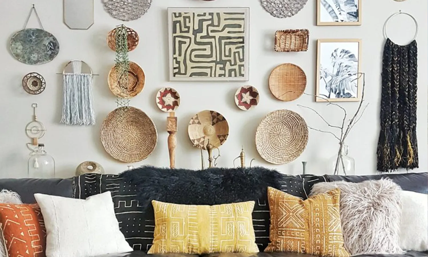 10 Inspirasi Dekorasi Hiasan Dinding Ruang Tamu Minimalis Modern