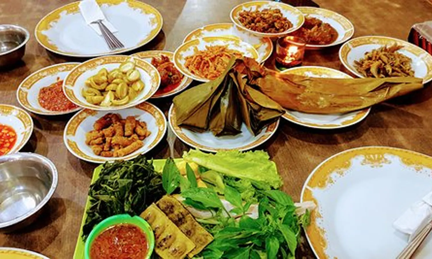 7 Rekomendasi Tempat Bukber di Palembang yang Lezat dan Cocok Dikunjungi Bersama Keluarga