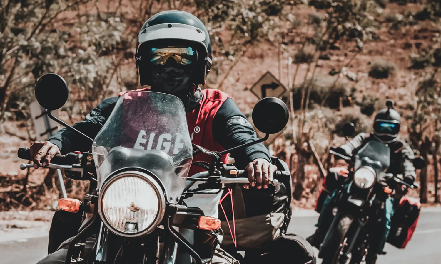Hobi Touring? Ini Hal yang Perlu Disiapkan