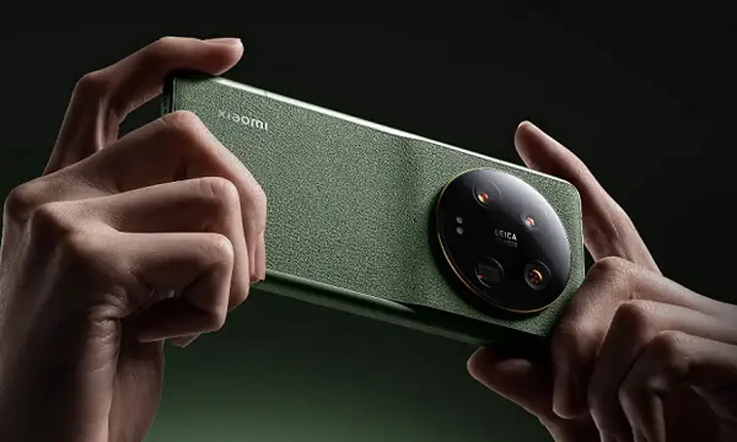 Bocoran Xiaomi 14 Ultra Beredar, Bakal Punya Kamera di Bawah Layar