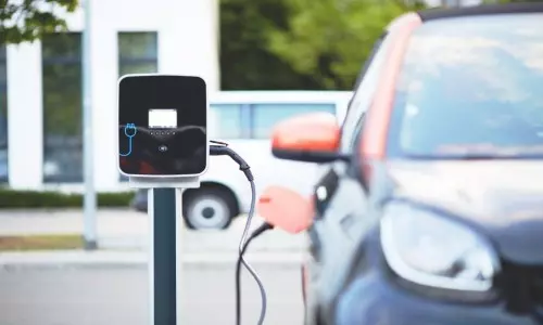 Tips Perawatan Mobil Listrik, Memastikan Performa Optimal dan Umur Panjang Kendaraan Anda