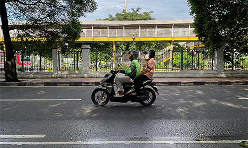Nestapa Pengemudi Ojol di Tengah Monopoli Digital