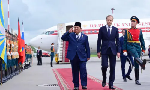 Diplomasi Bergema dari St. Petersburg: Presiden Prabowo Tegaskan Kepemimpinan Indonesia di Forum Ekonomi Global SPIEF 2025
