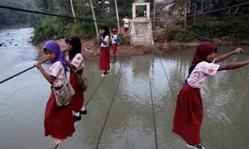 Hardiknas 2024 Dinilai Momentum Pembenahan Sistem Pendidikan Nasional